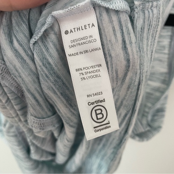 Athleta Essence Spacedye Twist Tank Size Medium Surf Teal White Heather 11 - Picture 7 of 7